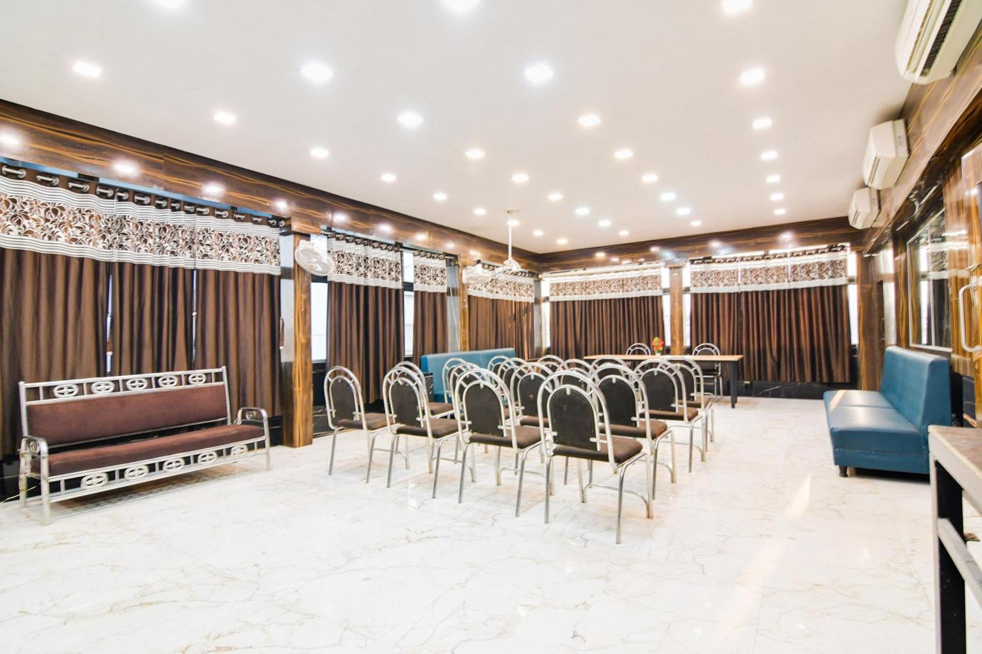 Super Collection O Park Circus Hotel Kolkata