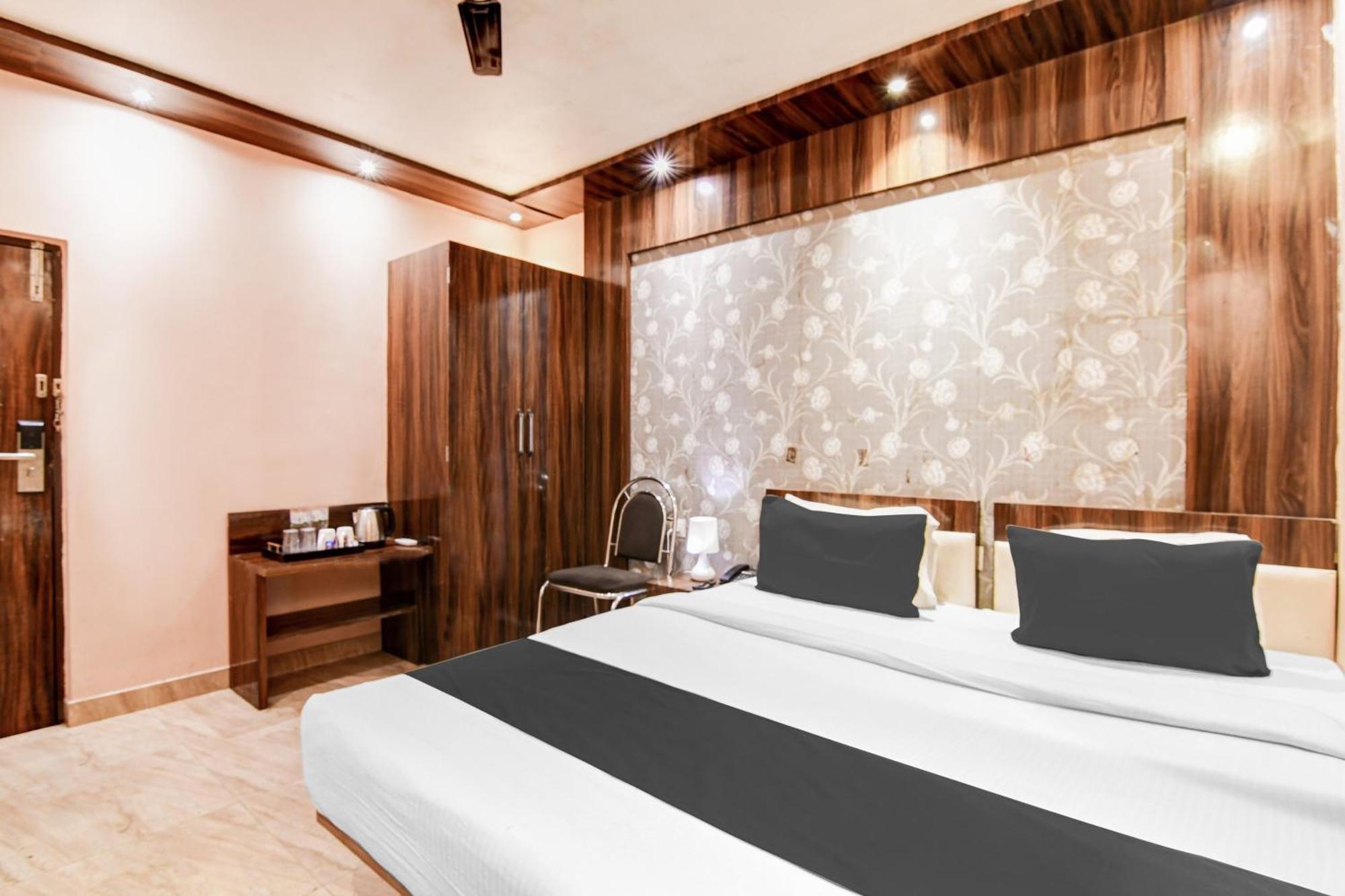 Super Collection O Park Circus Hotel Kolkata